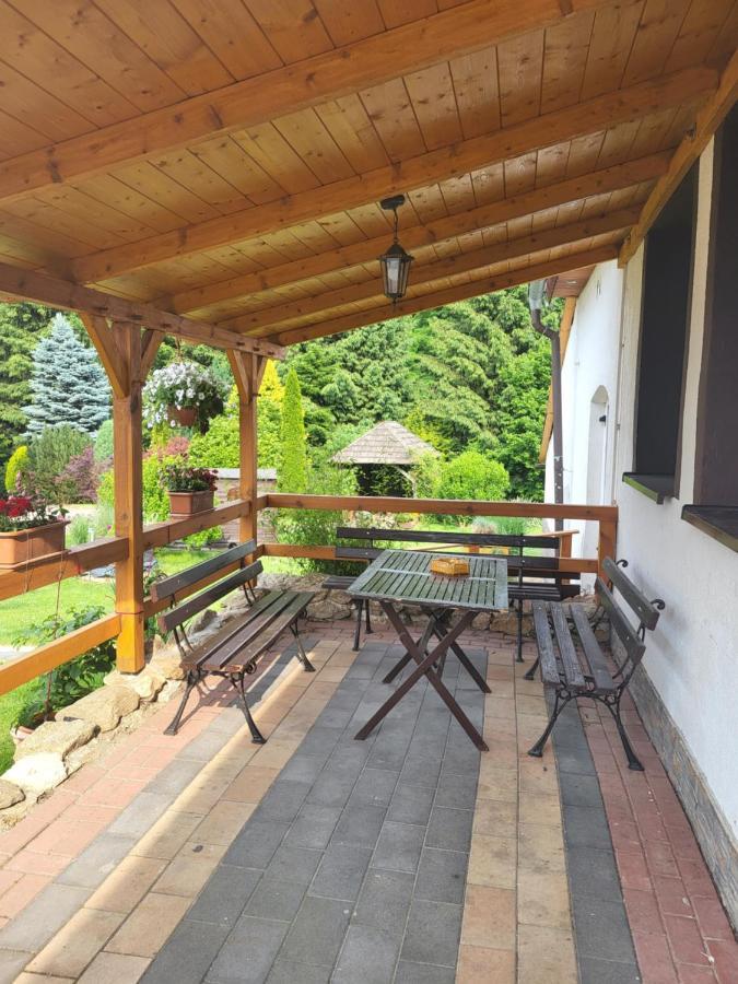 Agroturystyka Nad Strumykiem Löschney Exterior foto